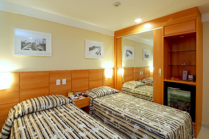 Hotel Atlantico Travel Copacabana 4*
